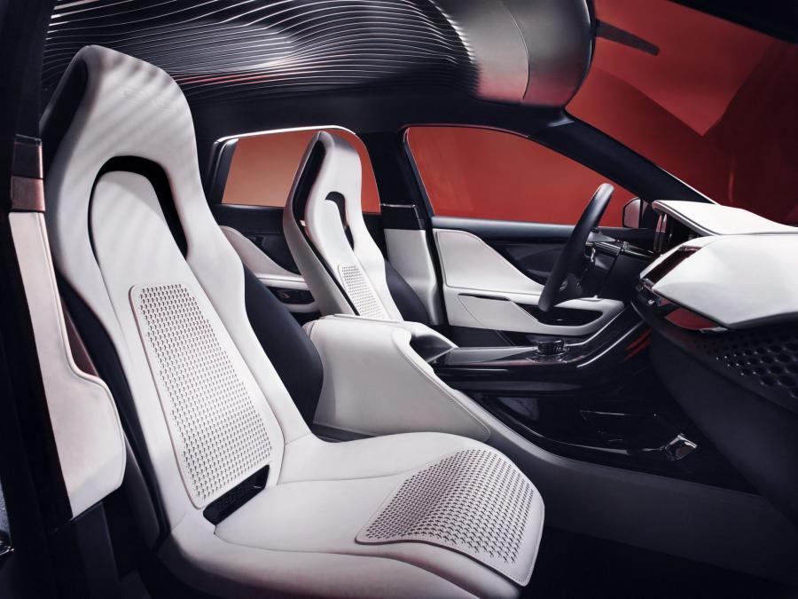  Jaguar C-X17 Concept 2013 года  (фото 18 из 71)